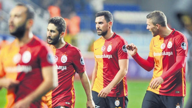 Η UEFA τιμώρησε με έναν χρόνο αποκλεισμό την Γαλατάσαραϊ