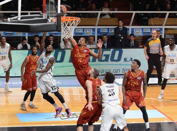Η μάχη για τα play off