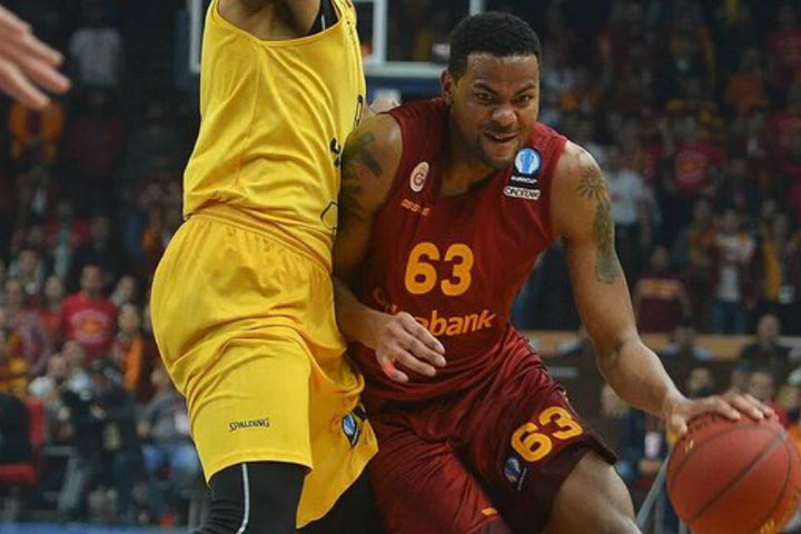 Στον Ντέιβις ο τίτλος του MVP