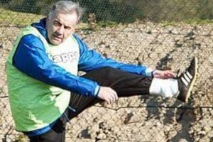 Υπέγραψε… 53χρονο κωμικό η Τζένοα!
