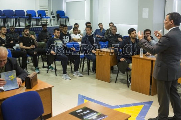 “Μην παίζεις με το μέλλον σου, προστατέψτε το άθλημα μας”