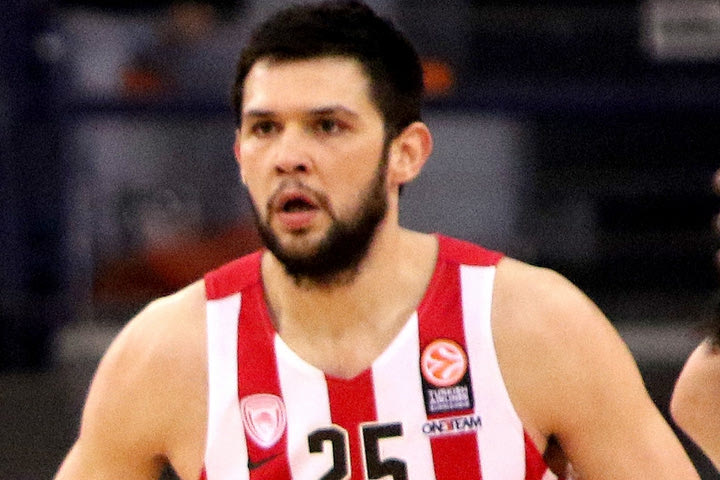 Παπανικολάου: “Κανείς δεν τα έχει παρατήσει”