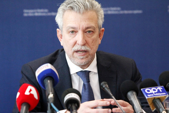 Ζητά ξένους διαιτητές και μαθητές ο Κοντονής