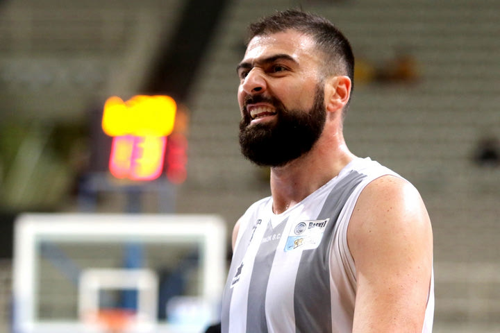 Οι καλύτερες “ασπρόμαυρες” επιδόσεις του Βασιλειάδη