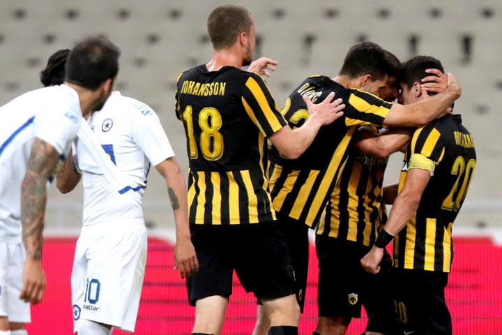 Προβάδισμα με Μάνταλο για ΑΕΚ, 1-0 τον Ατρόμητο
