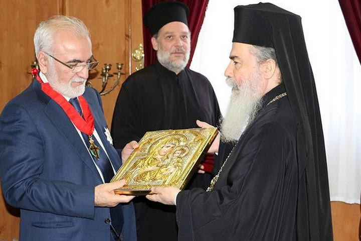 Παρασημοφορήθηκε στα Ιεροσόλυμα ο Σαββίδης