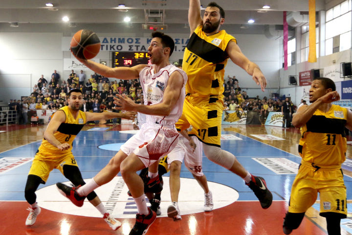 Ανοιχτή γραμμή με Γκίκα