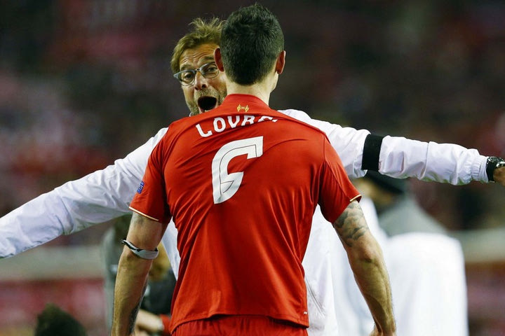 Τα “όλε” στο Anfield και η “τεράστια” χειρονομία του Κλοπ!