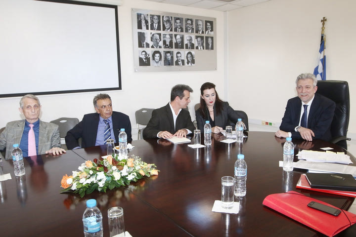 Στις 14:00 η συνάντηση Κουτσοκούμνη – Κοντονή