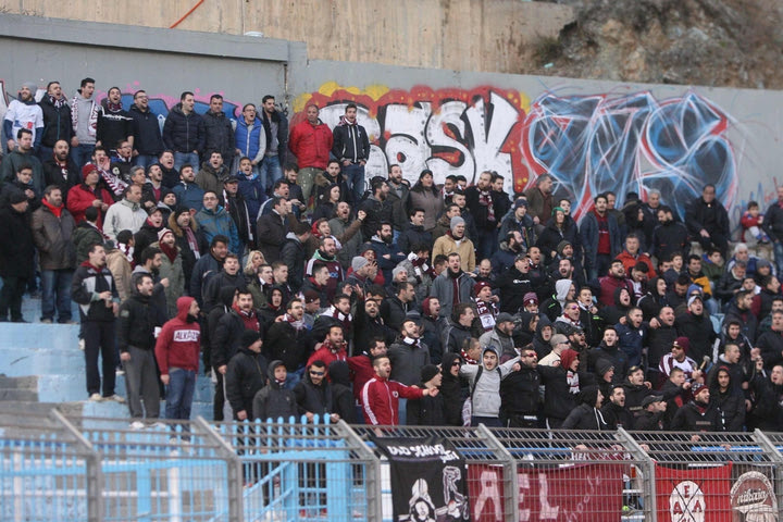 Οπαδοί της ΑΕΛ έκλεισαν την Εγνατία