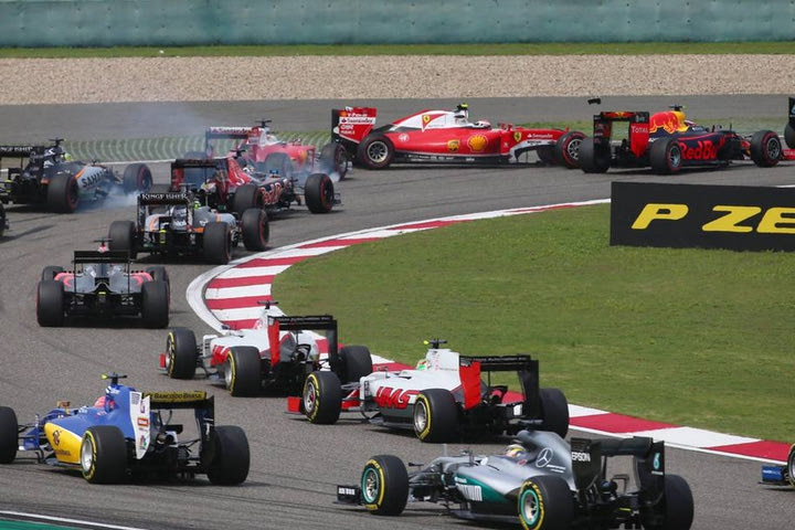 Ο Vettel τα χώνει στον Kvyat για το περιστατικό της 1ης στροφής