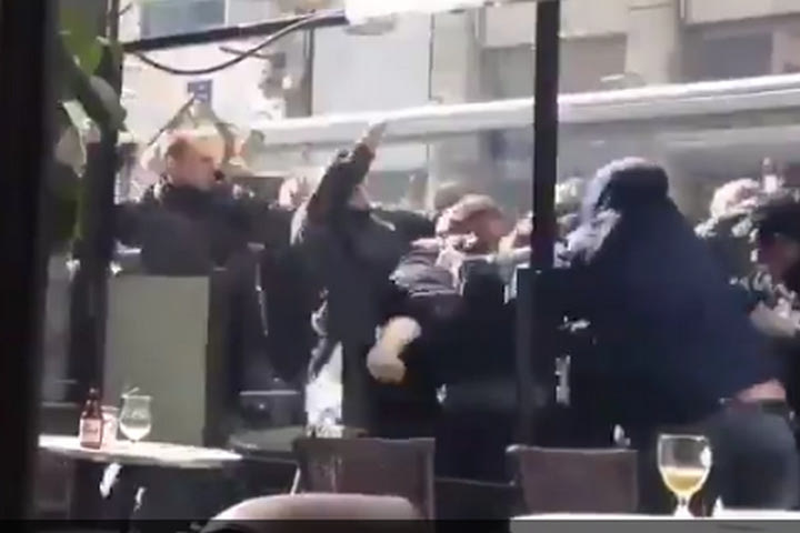 Απίστευτο ξύλο ανάμεσα στους οπαδούς της Παρί Σ.Ζ. και της Λιλ