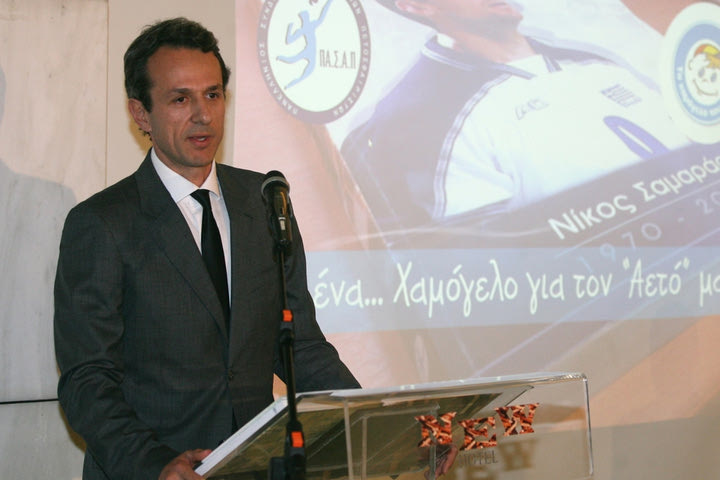 Τέλος καριέρας στα 43 για Σάκη Ψάρρα!