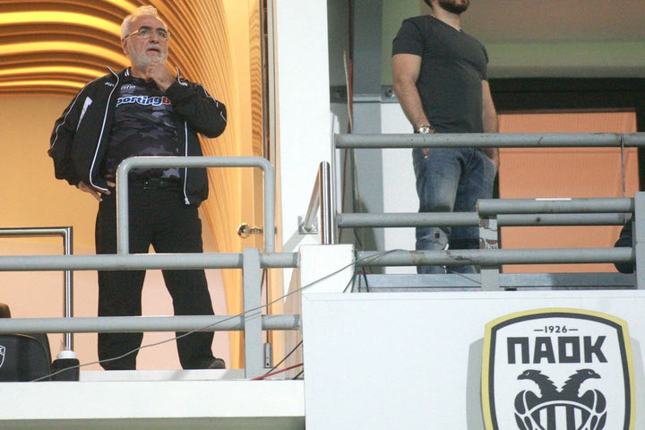 Τα οπαδικά μηνύματα του Γιώργου Σαββίδη