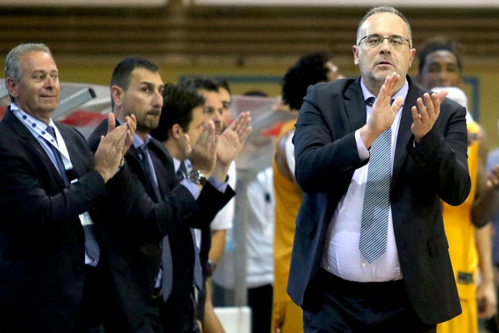 Πρώτη συζήτηση με Σκουρτόπουλο