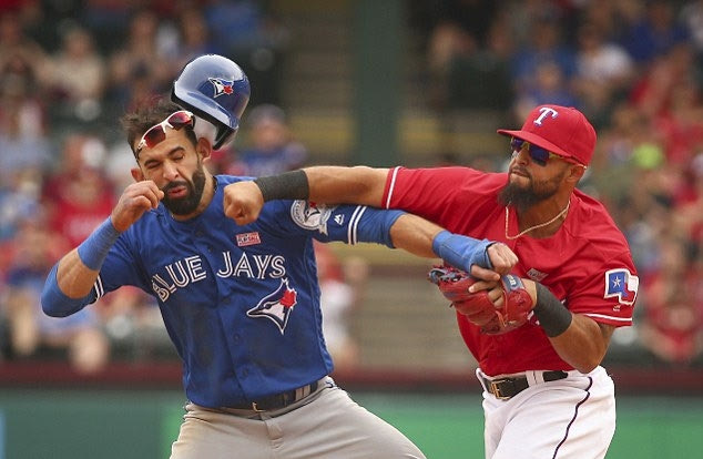 Πυγμαχία στο μπέιζμπολ!