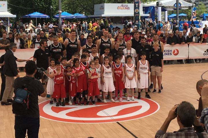Η Fun Zone γεμάτη από τους θρύλους της Euroleague