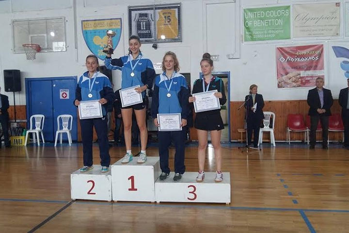 Κορυφή για Χατζηλυγερούδης, Φίσερ στο απλό παίδων και κορασίδων