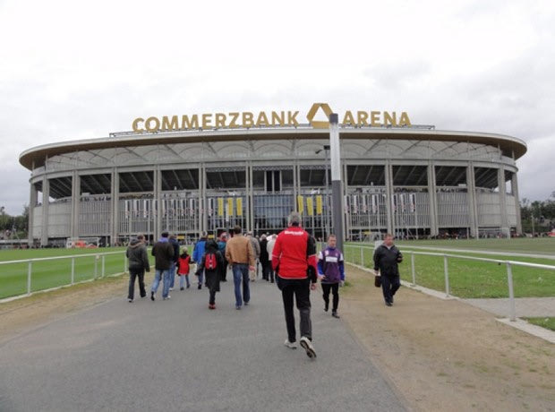 “Σεισμός” στην Commerzbank Arena!