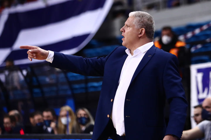 Μανωλόπουλος: “Κάποια παιδιά δεν γνωρίζονταν καν μεταξύ τους αγωνιστικά, τους έφυγε η κρυάδα”