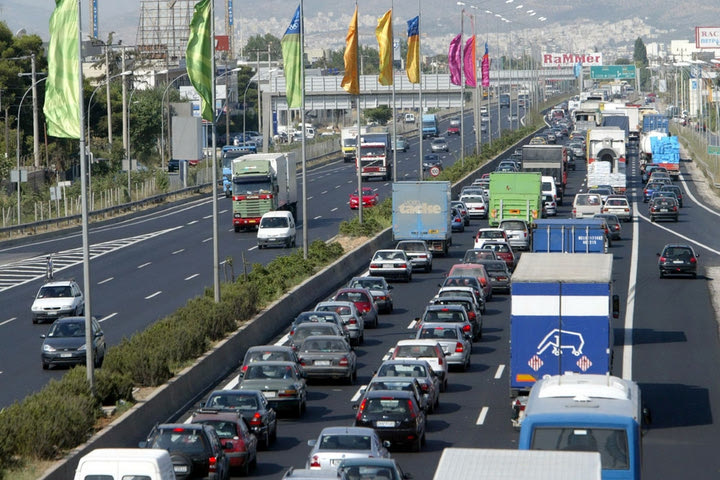 Και με τη… βούλα τέλη κυκλοφορίας με το μήνα!