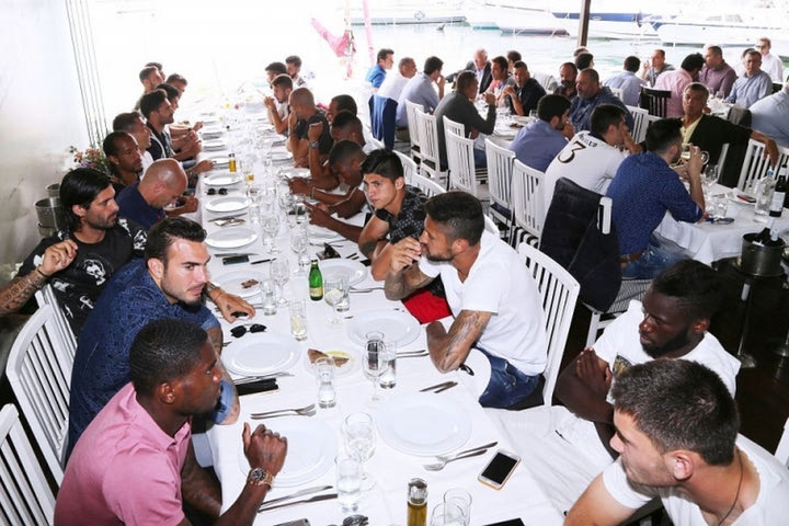 Τραπέζι για τον Ολυμπιακό στο Μικρολίμανο
