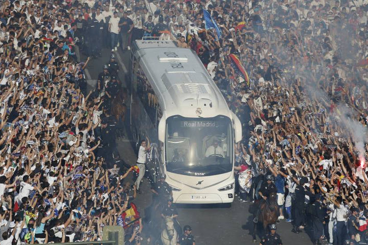 Αποθέωση για τους παίκτες της Ρεάλ πριν τον ημιτελικό