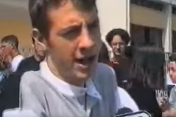 Πανελλήνιες: Τι κάνει τώρα ο “Πανωλεθρία. Έβαλαν όλα τα αντί-SOS”; Δείτε φωτογραφίες!