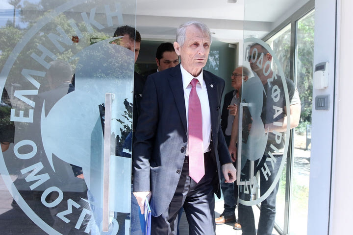 ΕΠΟ: “Ο Ward μιλάει για παραβίαση της Σύμβασης της UEFA”