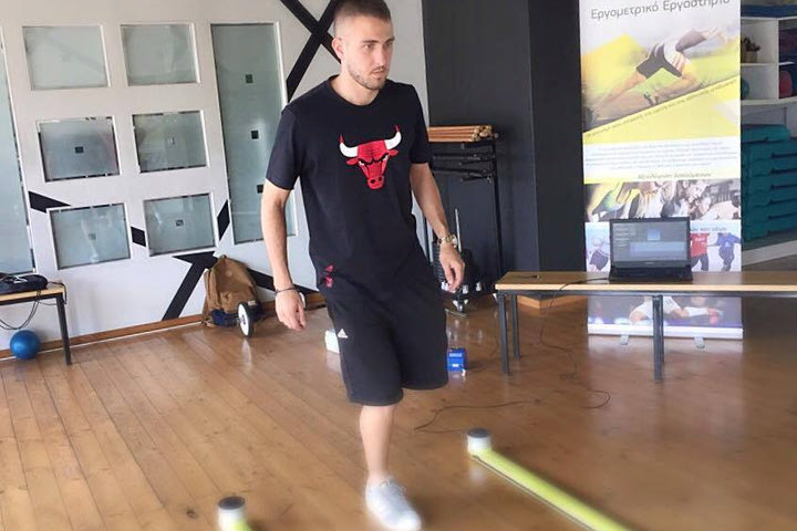 Με μπλουζάκι Bulls σε εργομετρικά ο Φορτούνης