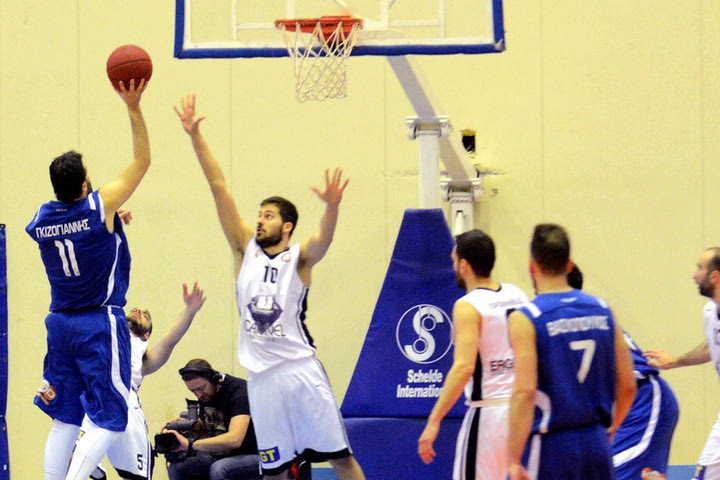 Έξι υποψήφιοι για την wild card