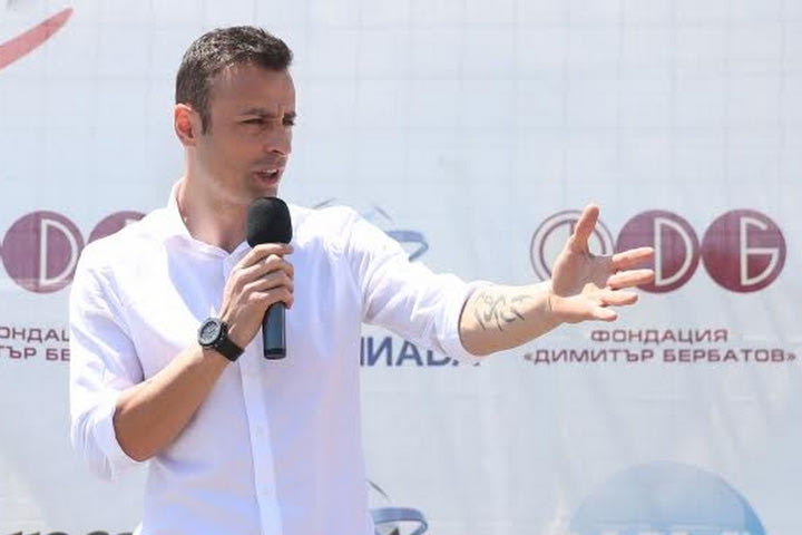 Μπερμπάτοφ: “Γράφουν πολλές ανοησίες”