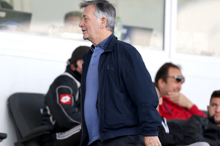Κωστούλας: “Αν συνεχίσουμε έτσι θα καταστραφούμε”