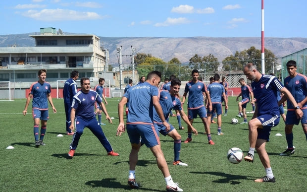Τελευταία προπόνηση για τους Νέους