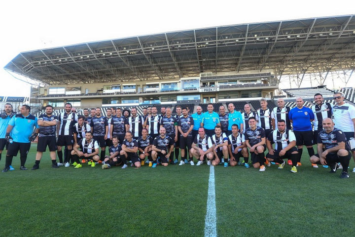 Οπαδοί-δημοσιογράφοι 8-0!