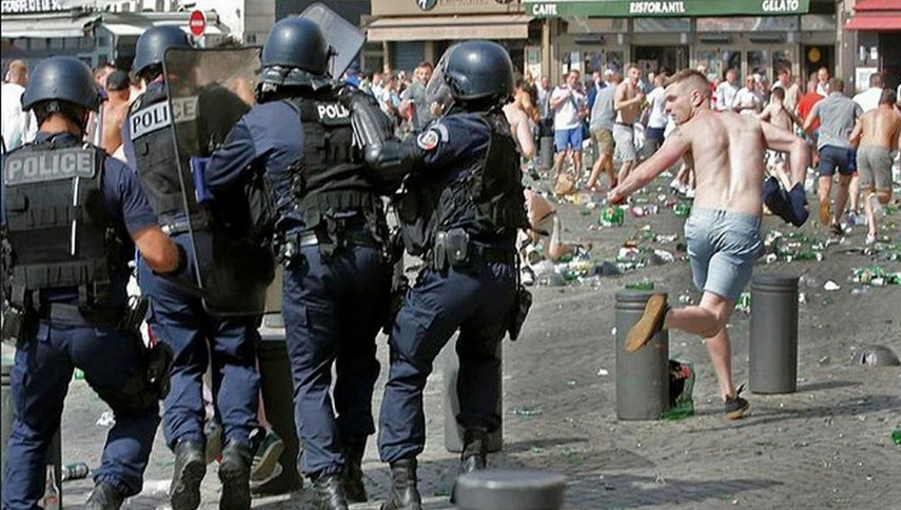Επεισόδια έξω από το “Parc des Princes”