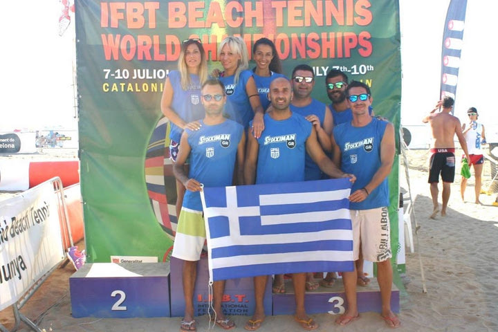Ψηλά η ελληνική σημαία και στο Beach tennis