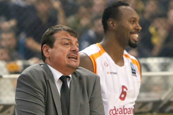 Αταμάν: “Ο Ντόρσεϊ ας παίρνει μαζί τη μαμά του!”