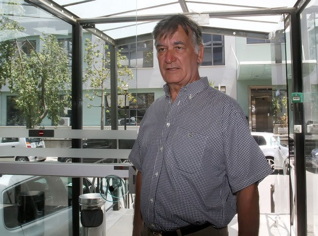 Ο αριστερός Κωστούλας και η έξοδος στην Ευρώπη