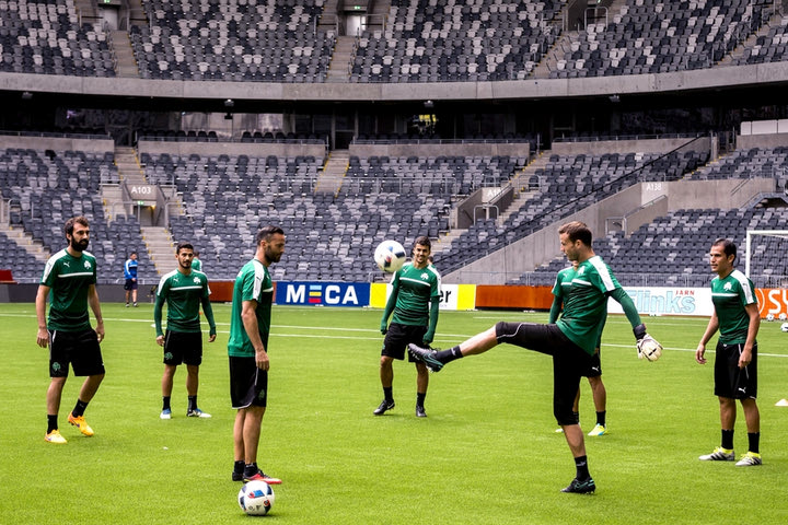 Η προπόνηση του Παναθηναϊκού στο “Tele2Arena”