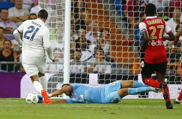 Στη Ρεάλ το Trofeo Bernabéu, 5-3 τη Ρεμς