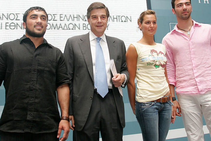 Νικολαΐδης σε Ηλιάδη: “Οι θρύλοι δε σκύβουν ποτέ”