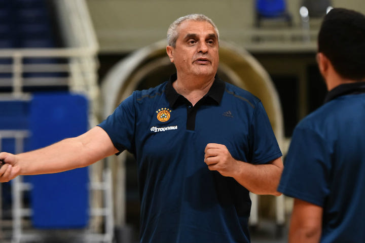 Πεδουλάκης: “Ώρες χαράς μέσα από το μπάσκετ”