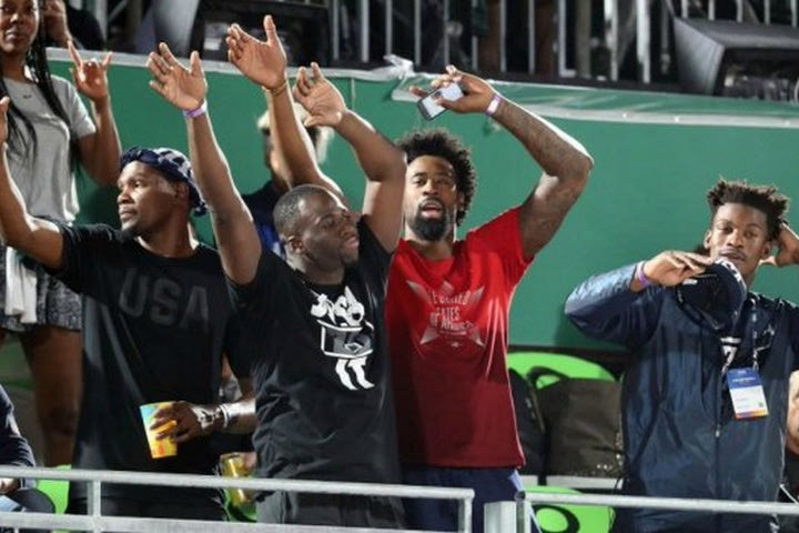 Έφτιαξαν… κερκίδα Durant, Green και Jordan