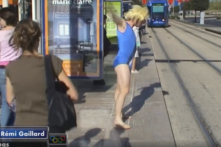 Ξεκαρδιστικό βίντεο από τον Remi Gaillard