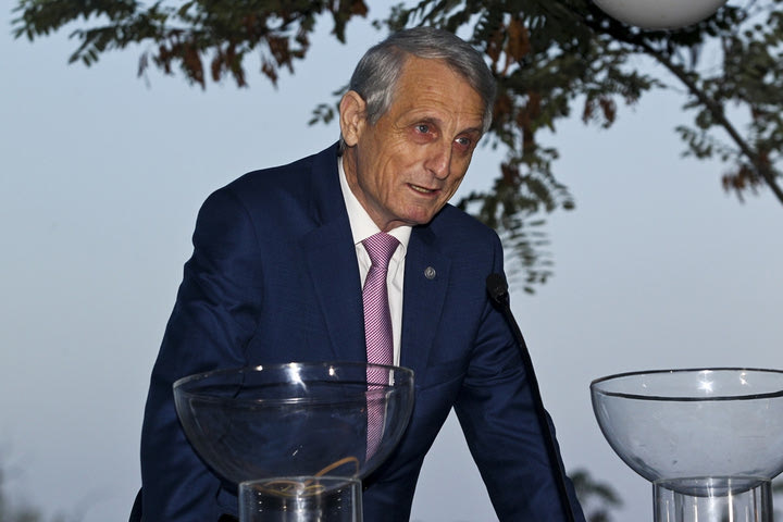 Γκιρτζίκης: “Αυτό το ποδόσφαιρο ευαγγελίζονται κάποιοι”