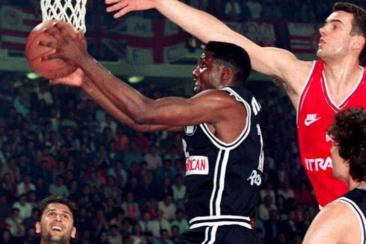 Λέβινγκστον: “Το… ντους από κέρματα και ο δάσκαλος Τζόρνταν”