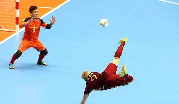 Ψαλιδάκια, ποδιές και θέαμα στο Μουντιάλ futsal