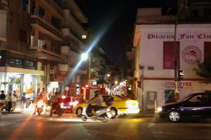 Επίθεση με μολότοφ σε σύνδεσμο του Πειραιά!