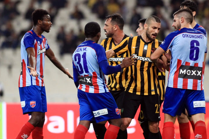 “Κόλλησε” ξανά η ΑΕΚ, 0-0 με τον Πανιώνιο